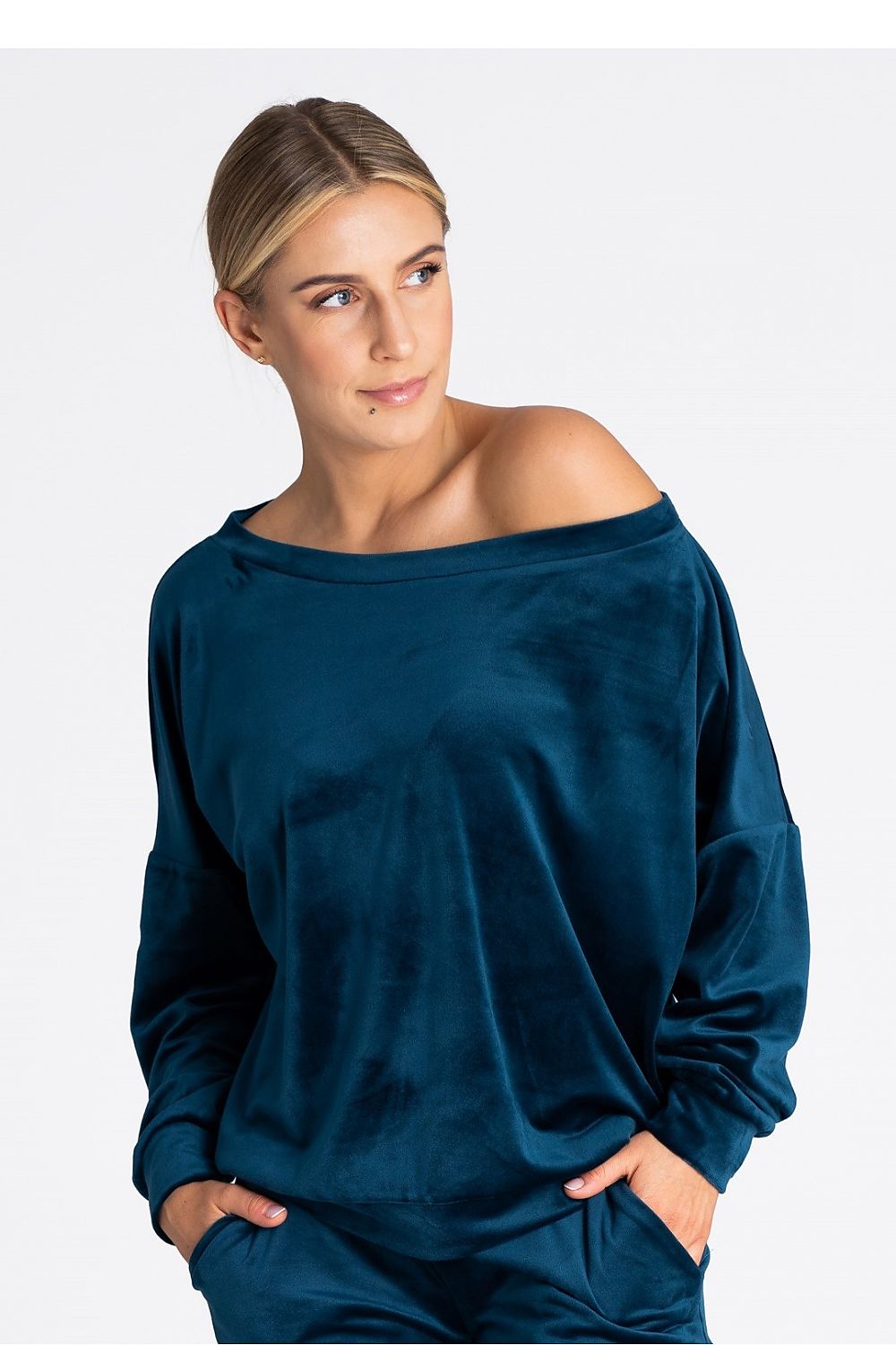 Oversized Boat Neck Blouse Figl