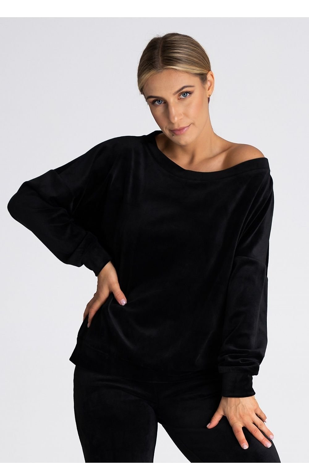 Oversized Boat Neck Blouse Figl