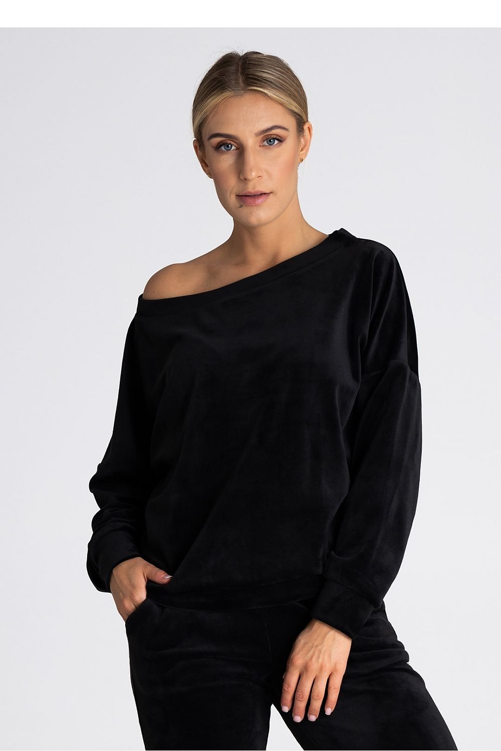 Oversized Boat Neck Blouse Figl