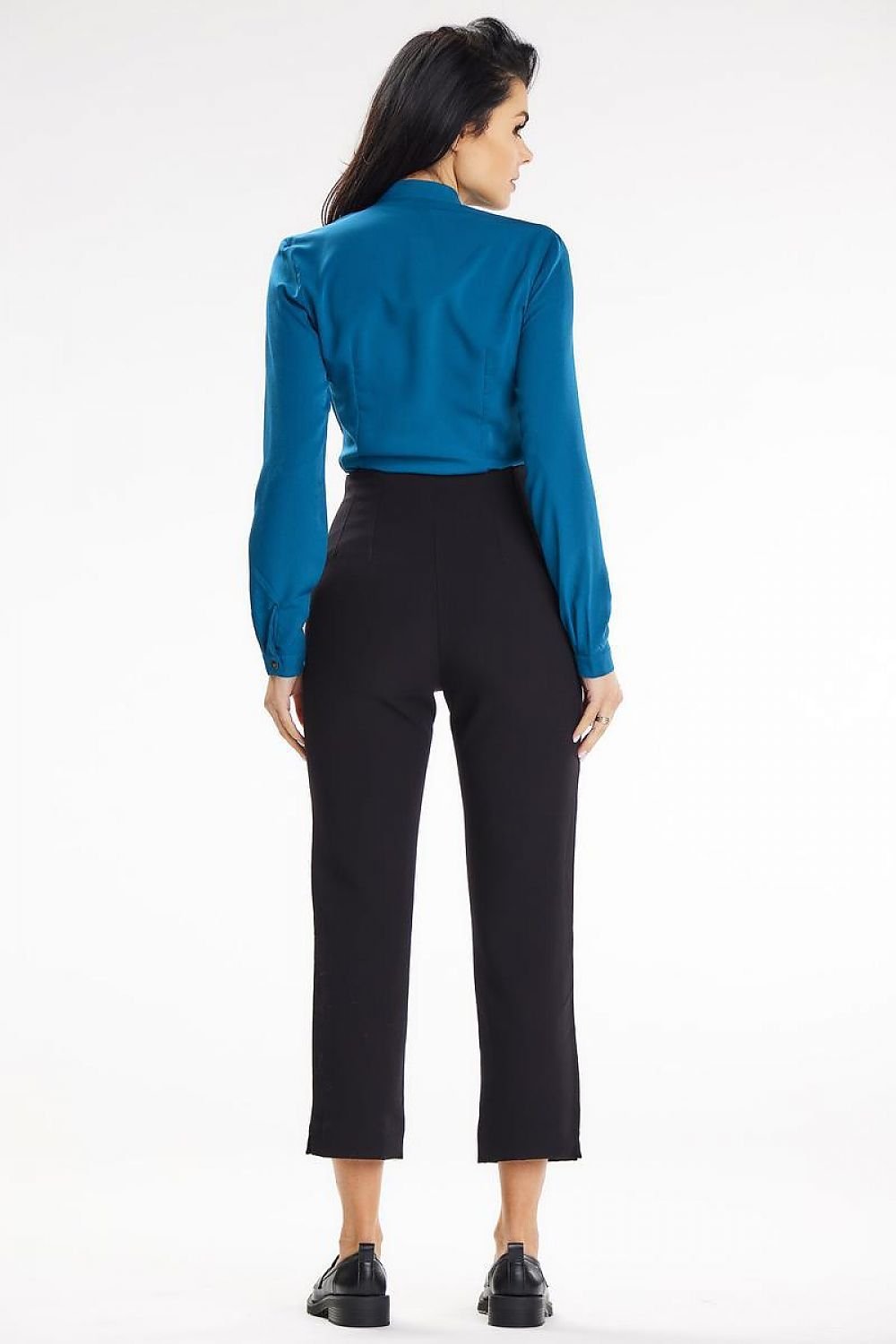 Fitted Stand-Up Blouse Awama