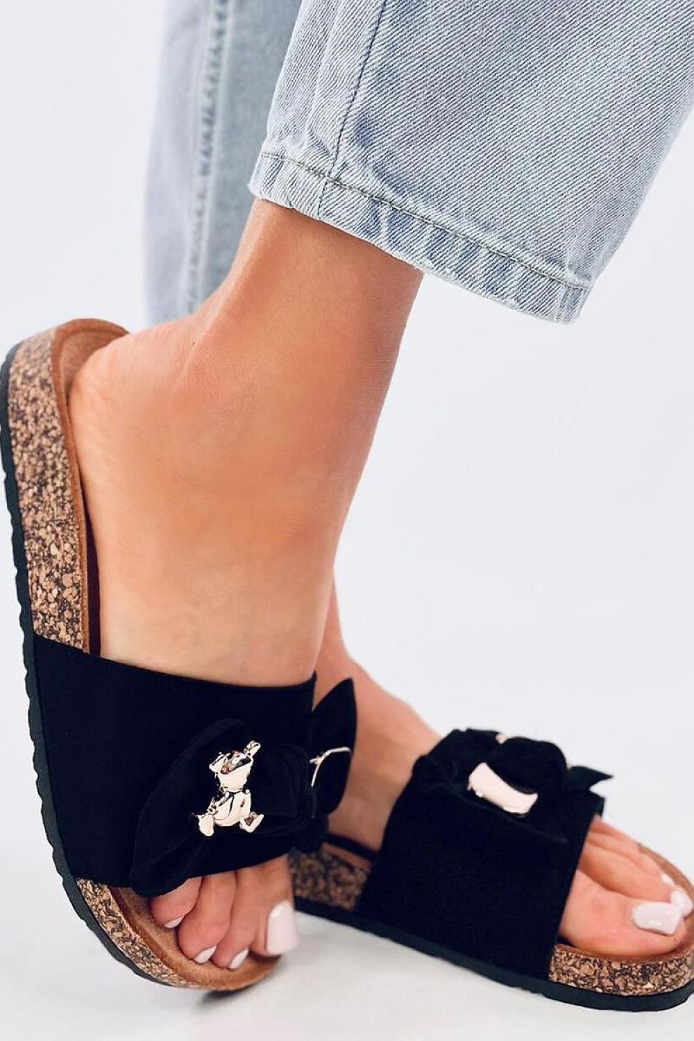 Stylish Suede Flip-Flops Inello