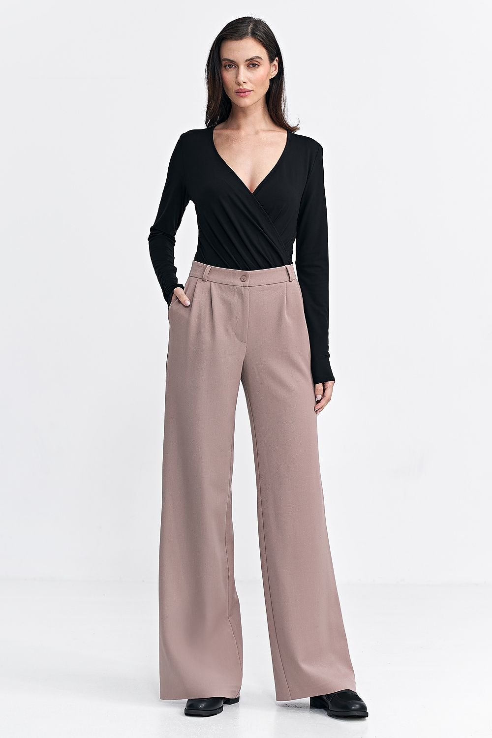 Elegant Relaxed Fit Trousers Nife