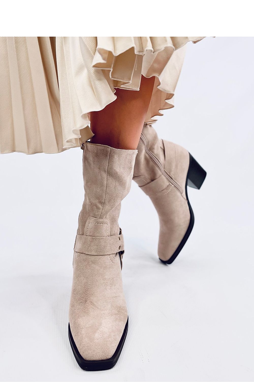 Stylish Suede Cowboy Boots Inello