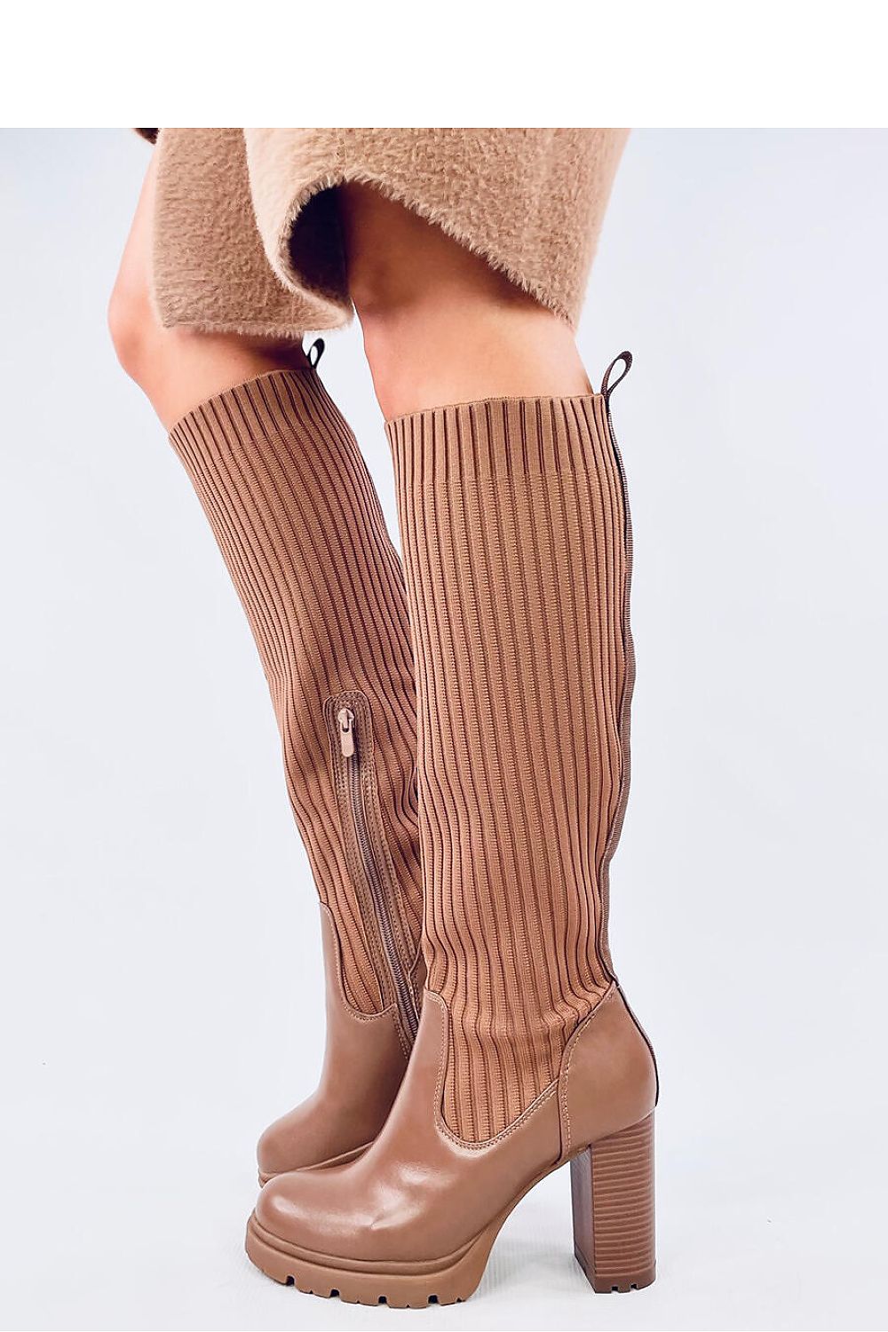 Sleek Rounded Toe Heel Boots Inello