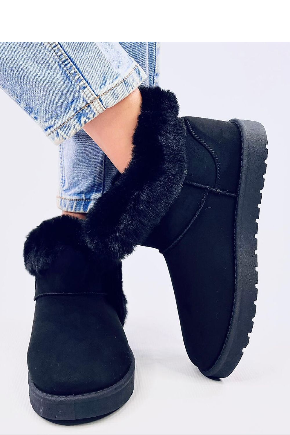 Stylish Suede Snow Boots Inello