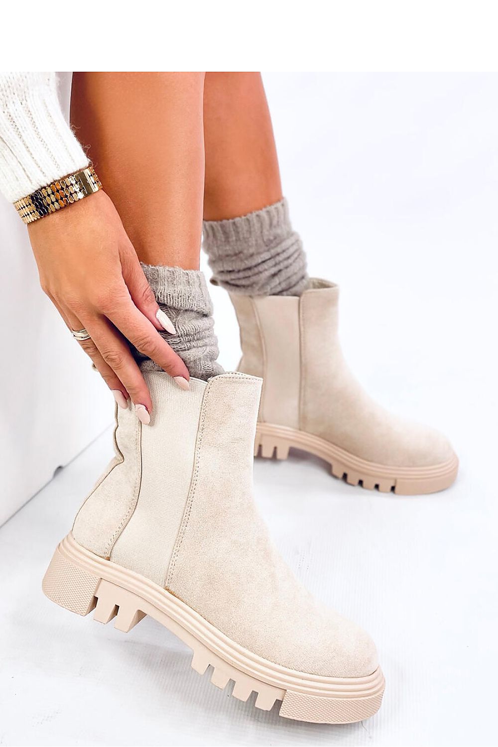 Unique High Upper Suede Boots Inello