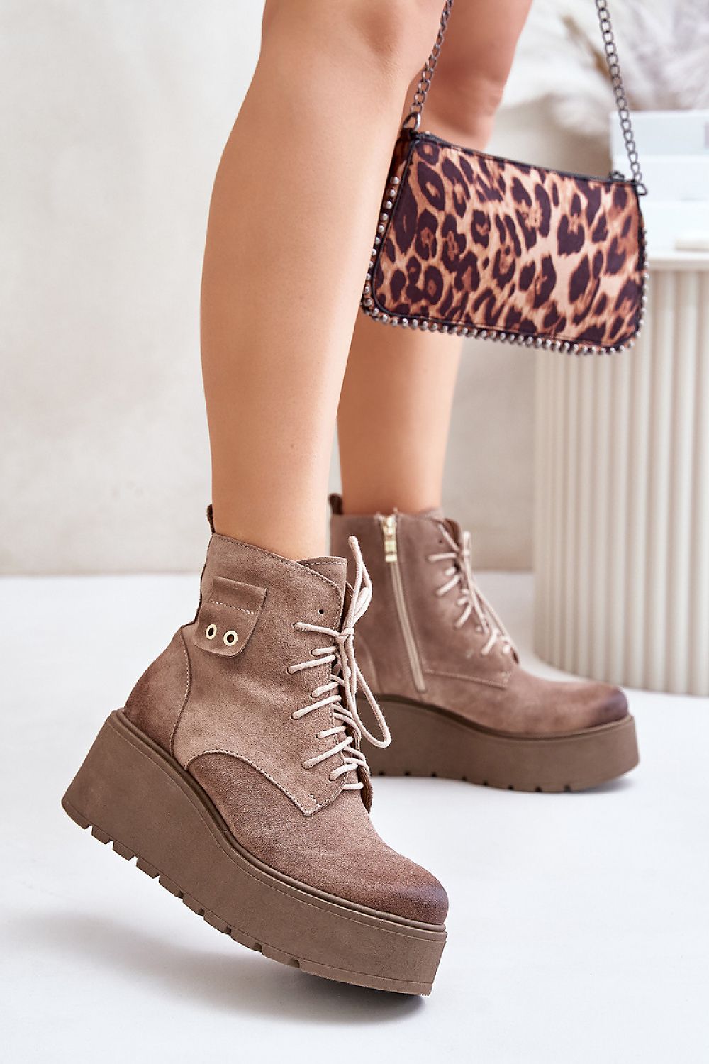 Stylish Suede Platform Boots Buskin