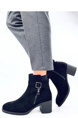 Comfortable Suede Heel Boots Inello