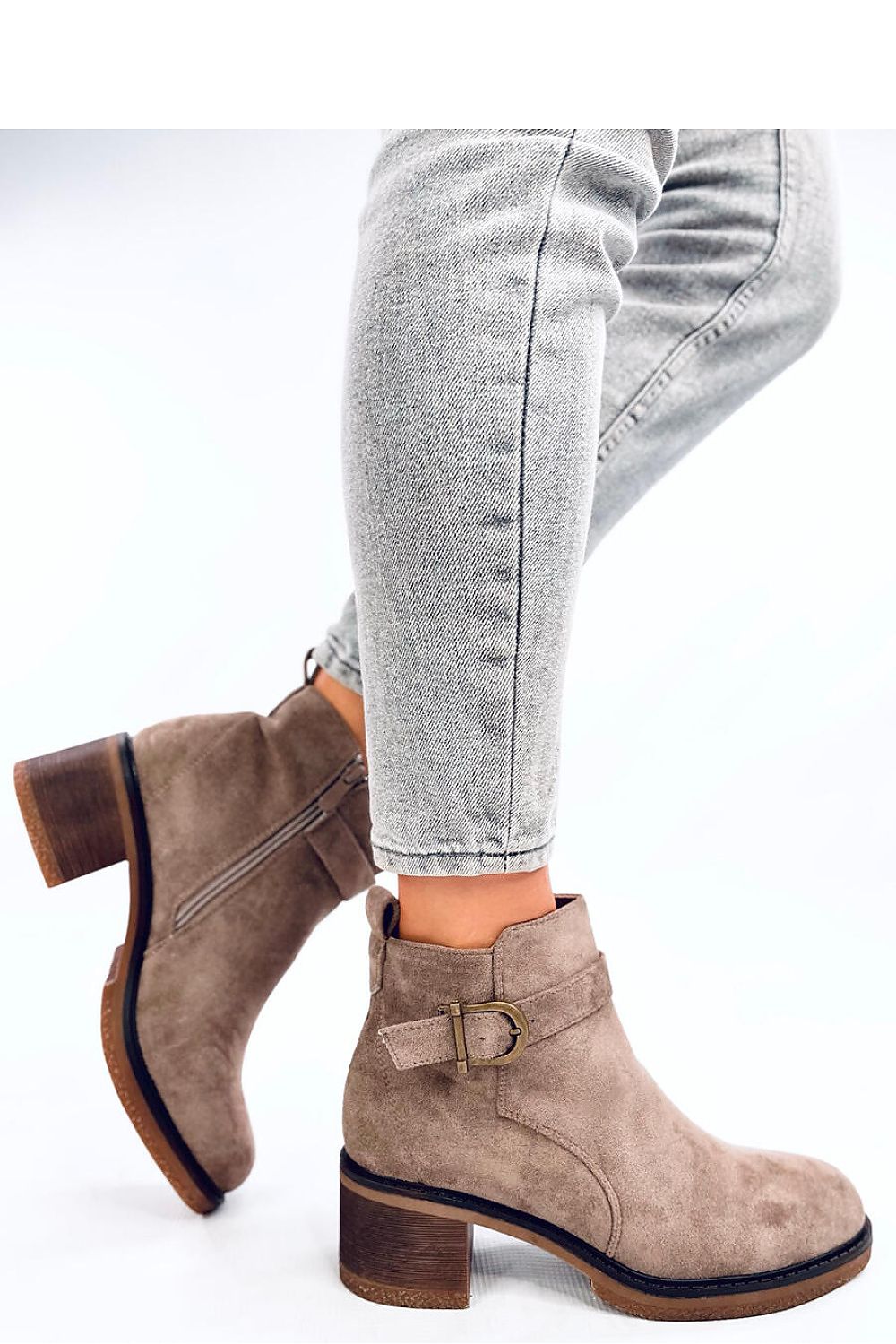 Timeless Suede Heel Boots Inello