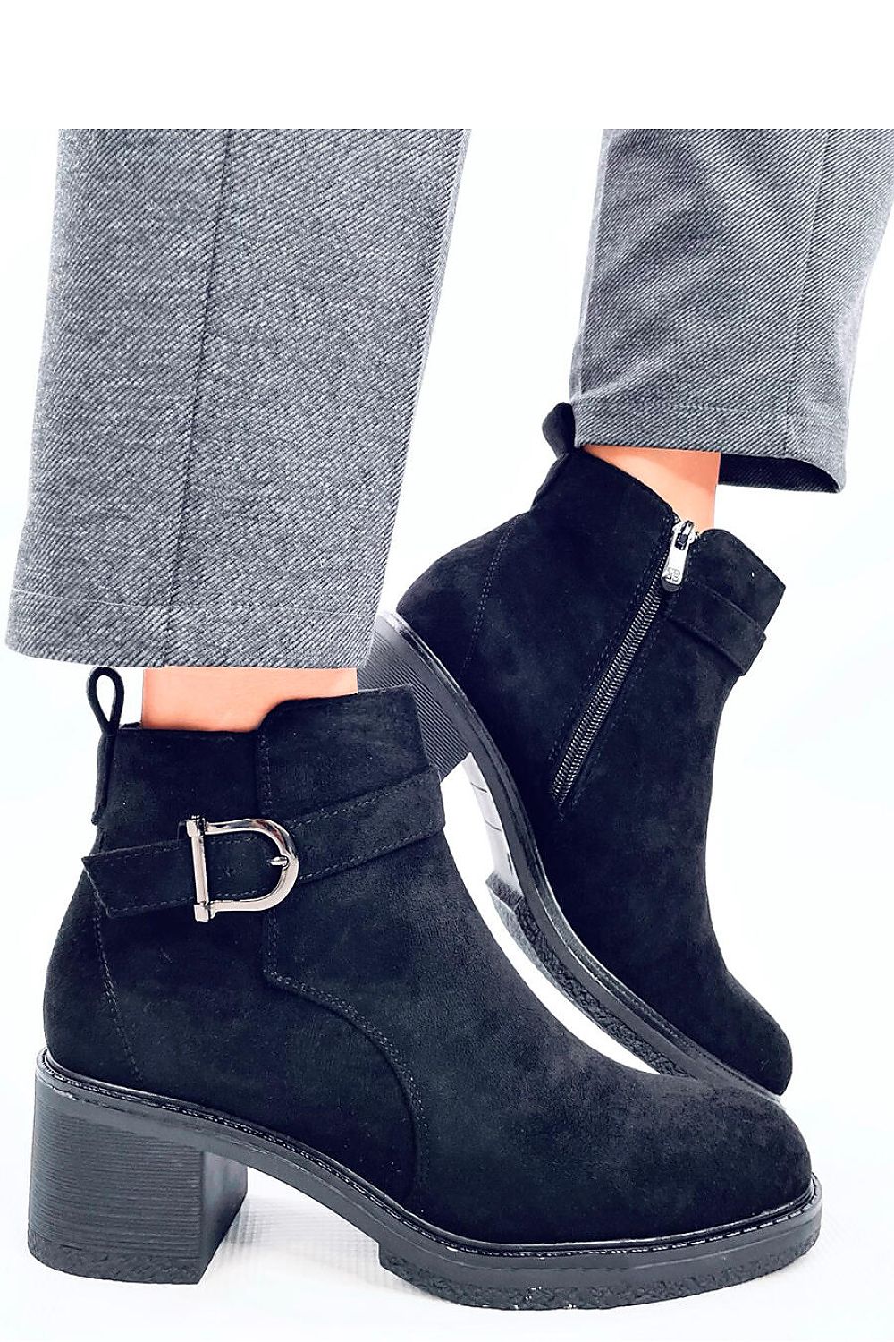 Stylish Suede Heel Boots Inello