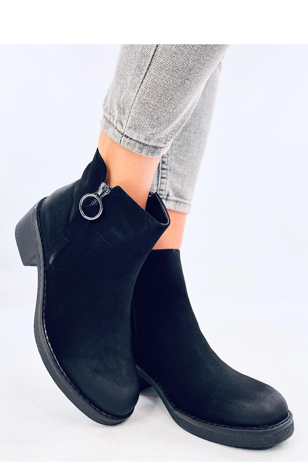 Classic Wide Heel Zipper Boots Inello