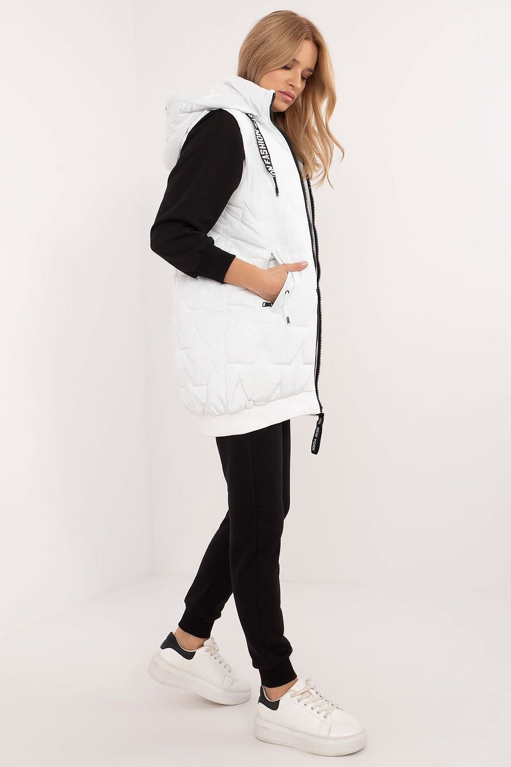 Stylish Quilted Women's Vest Factory Price