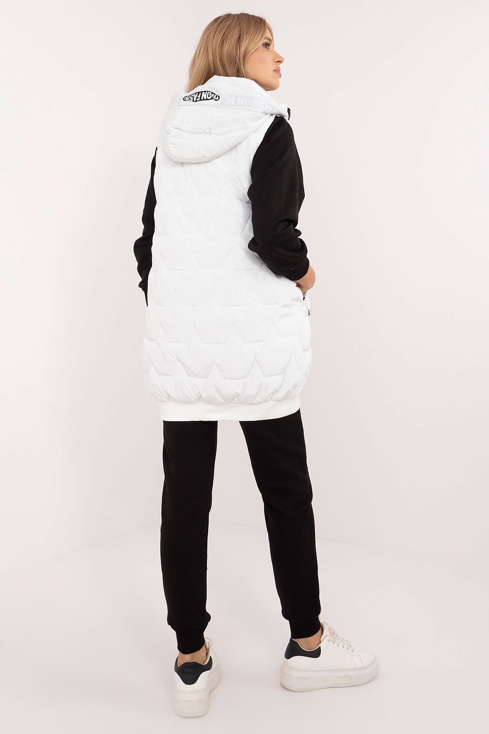 Stylish Quilted Women's Vest Factory Price