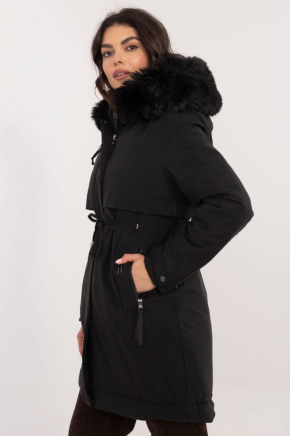 Warm Quilted Jacket With Detachable Fur Factory Price