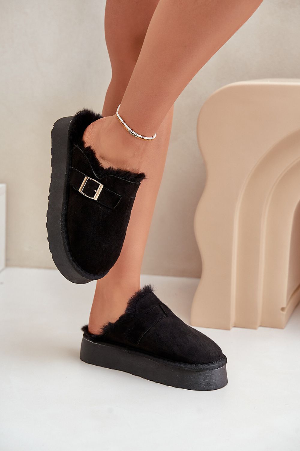 Stylish Warm Slippers Step In Style