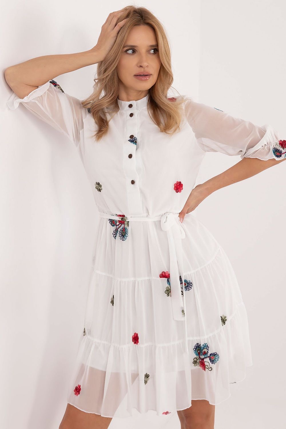 Elegant Flared Dress With Embroidery Lakerta