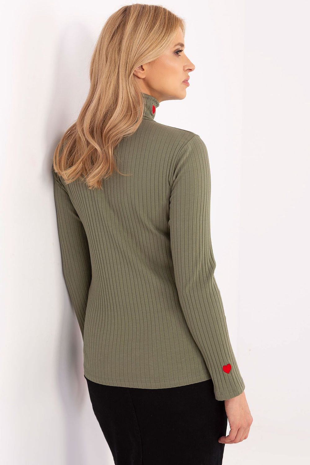 Elegant Turtleneck Sweater Charming Hearts