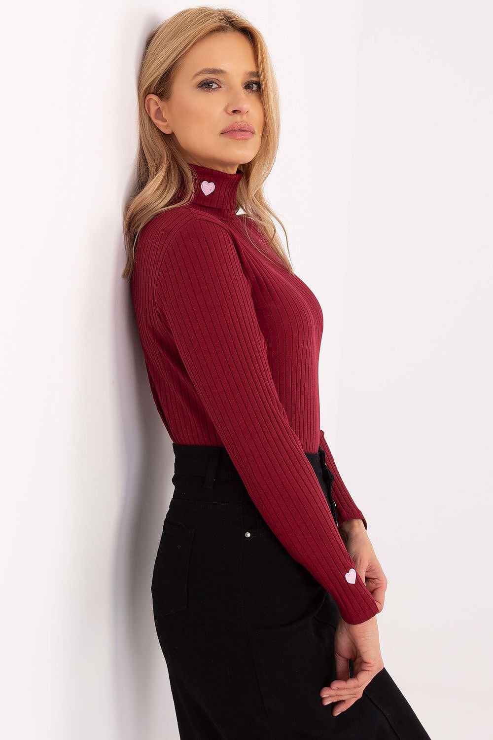 Elegant Turtleneck Sweater Charming Hearts