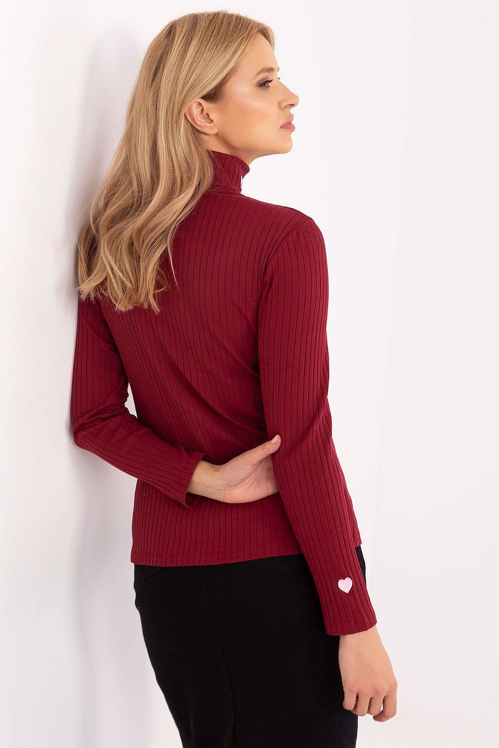 Elegant Turtleneck Sweater Charming Hearts