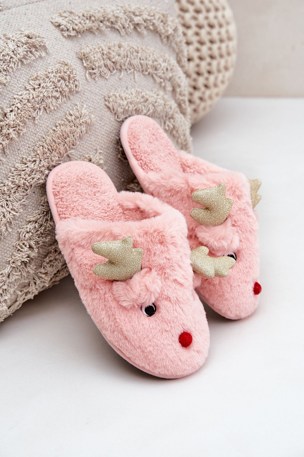 Charming Fur Slippers With Reindeer Motif