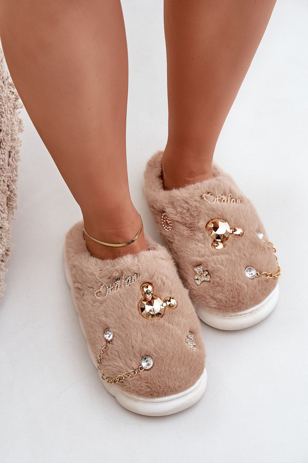 Stylish Fur Women's Slippers Step In Style