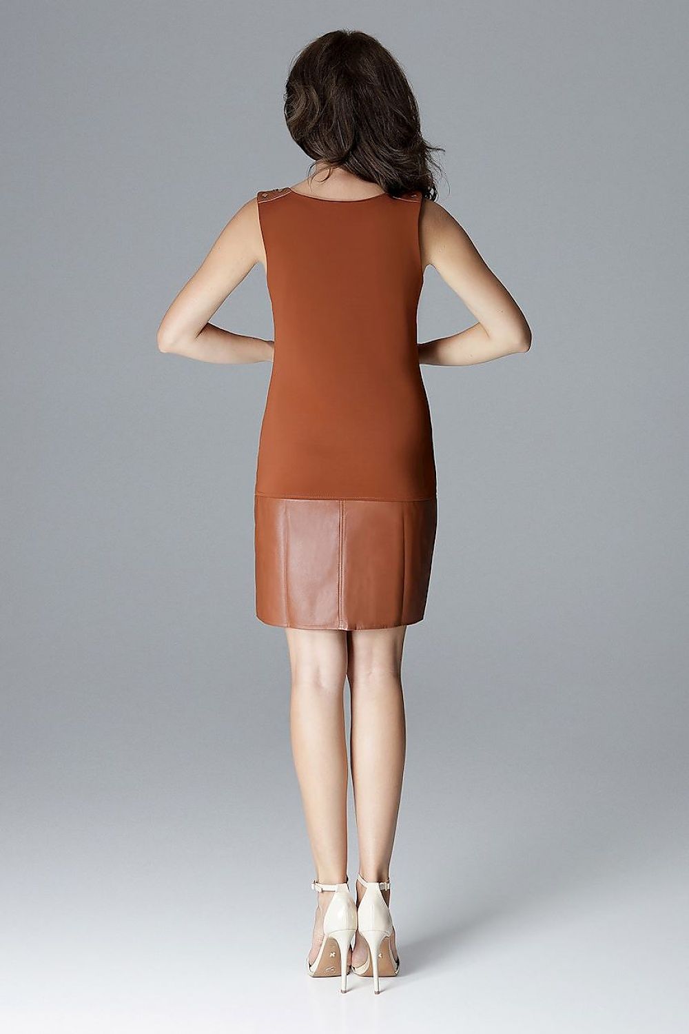 Flowing Sleeveless Eco-Leather Dress Lenitif