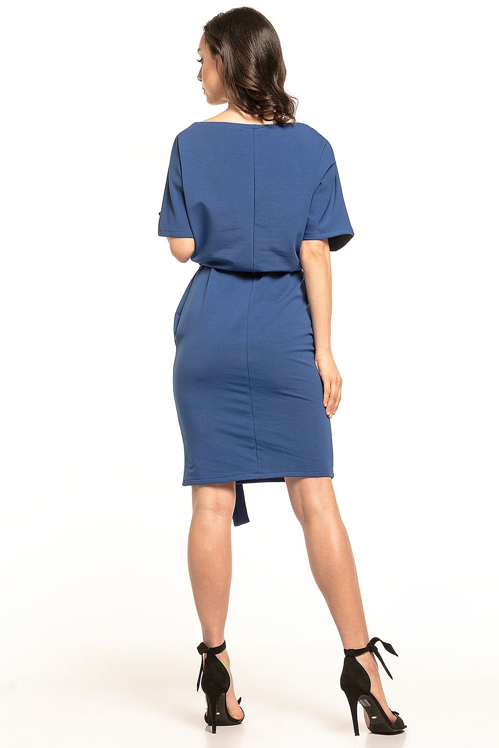 Cozy Midi Dress With Decorative Belt Tessita