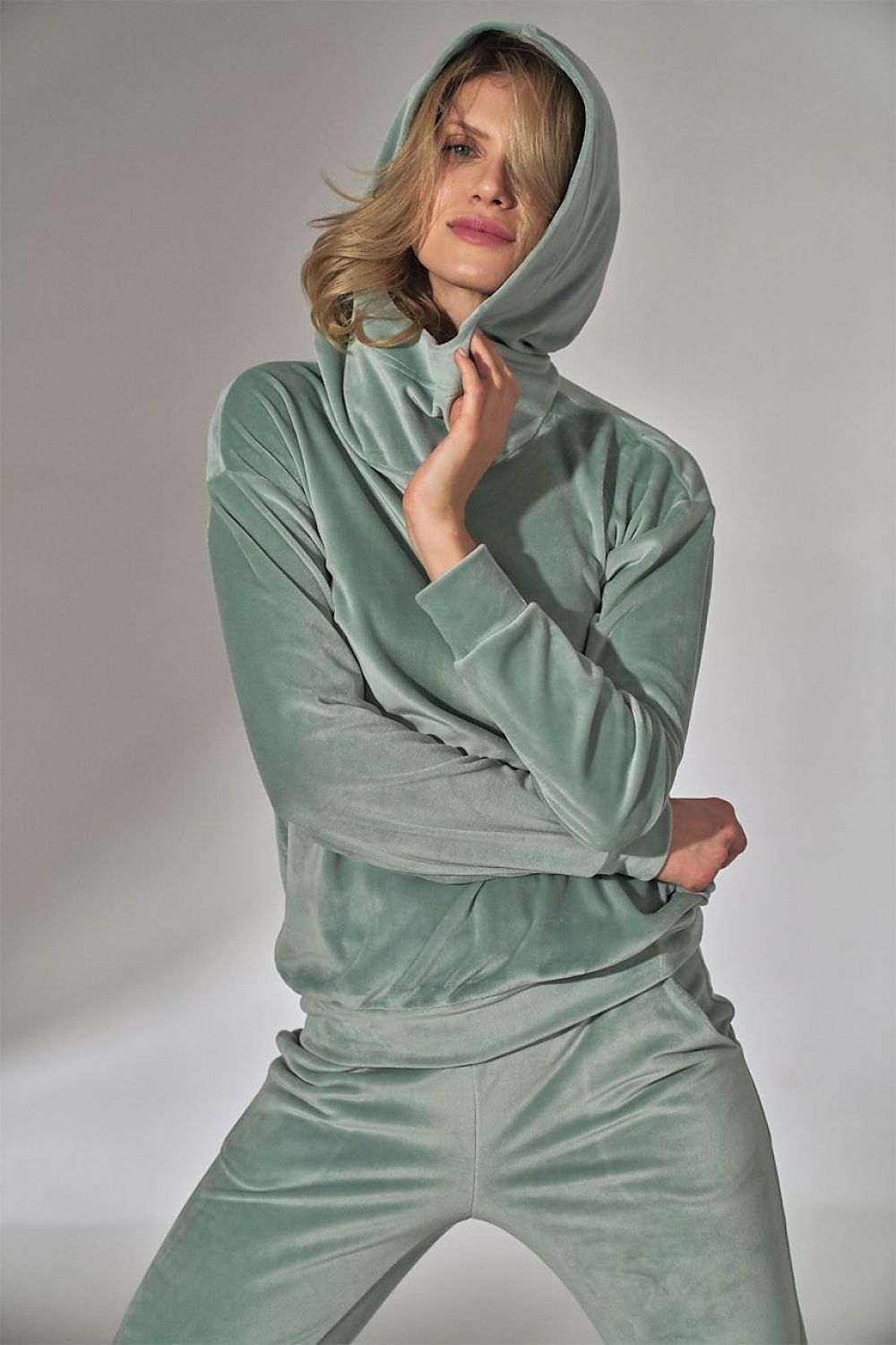 Velour Hooded Green Sweatshirt Figl