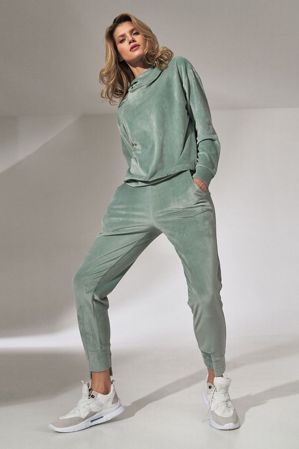 Velour Hooded Green Sweatshirt Figl