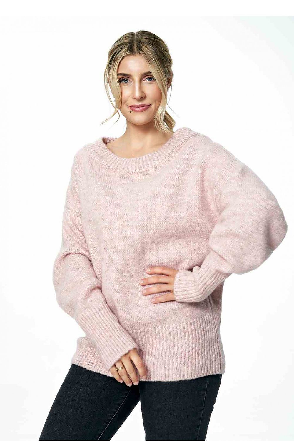 Loose Sweater With Boat Neckline Figl