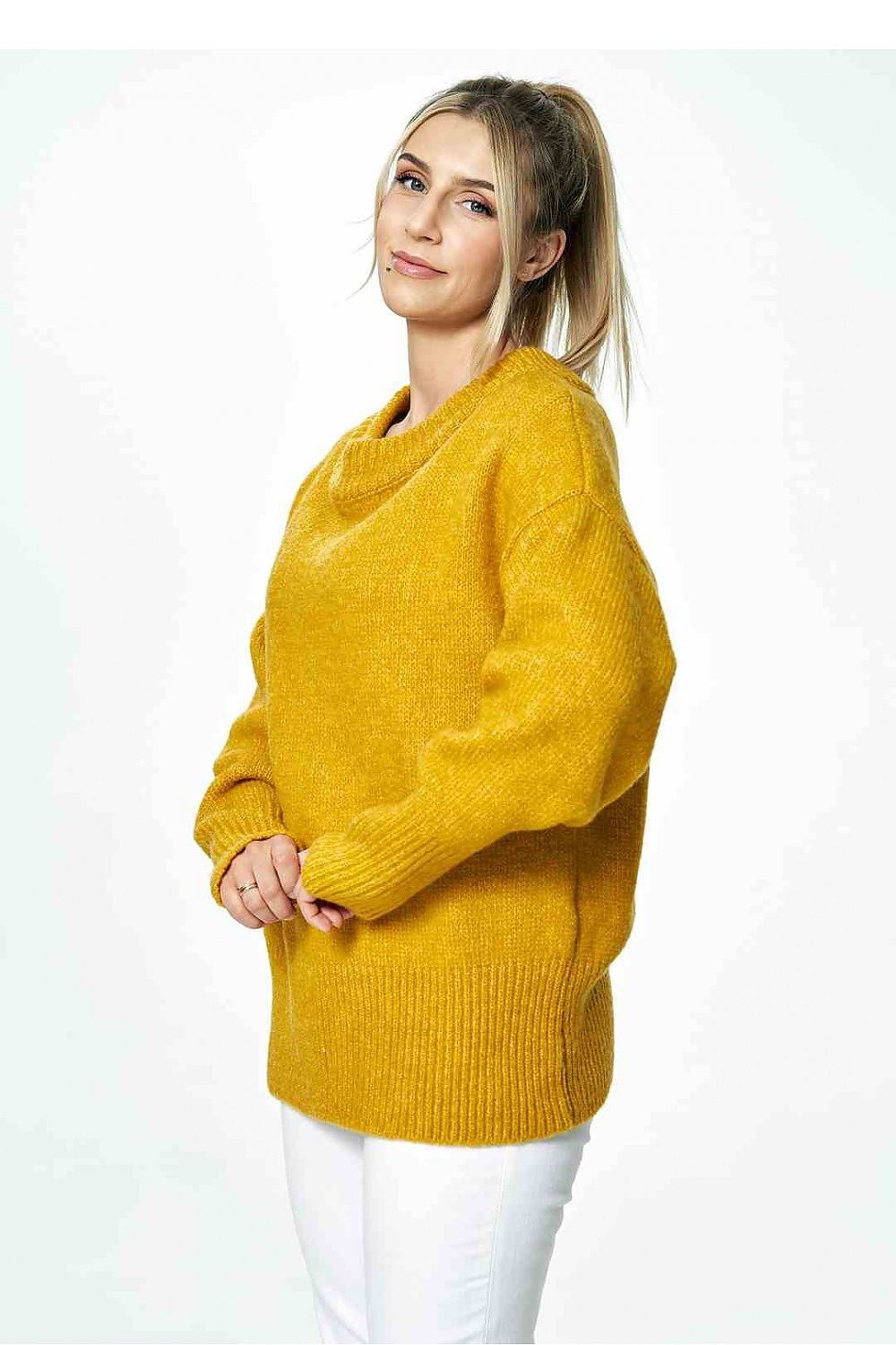 Loose Sweater With Boat Neckline Figl