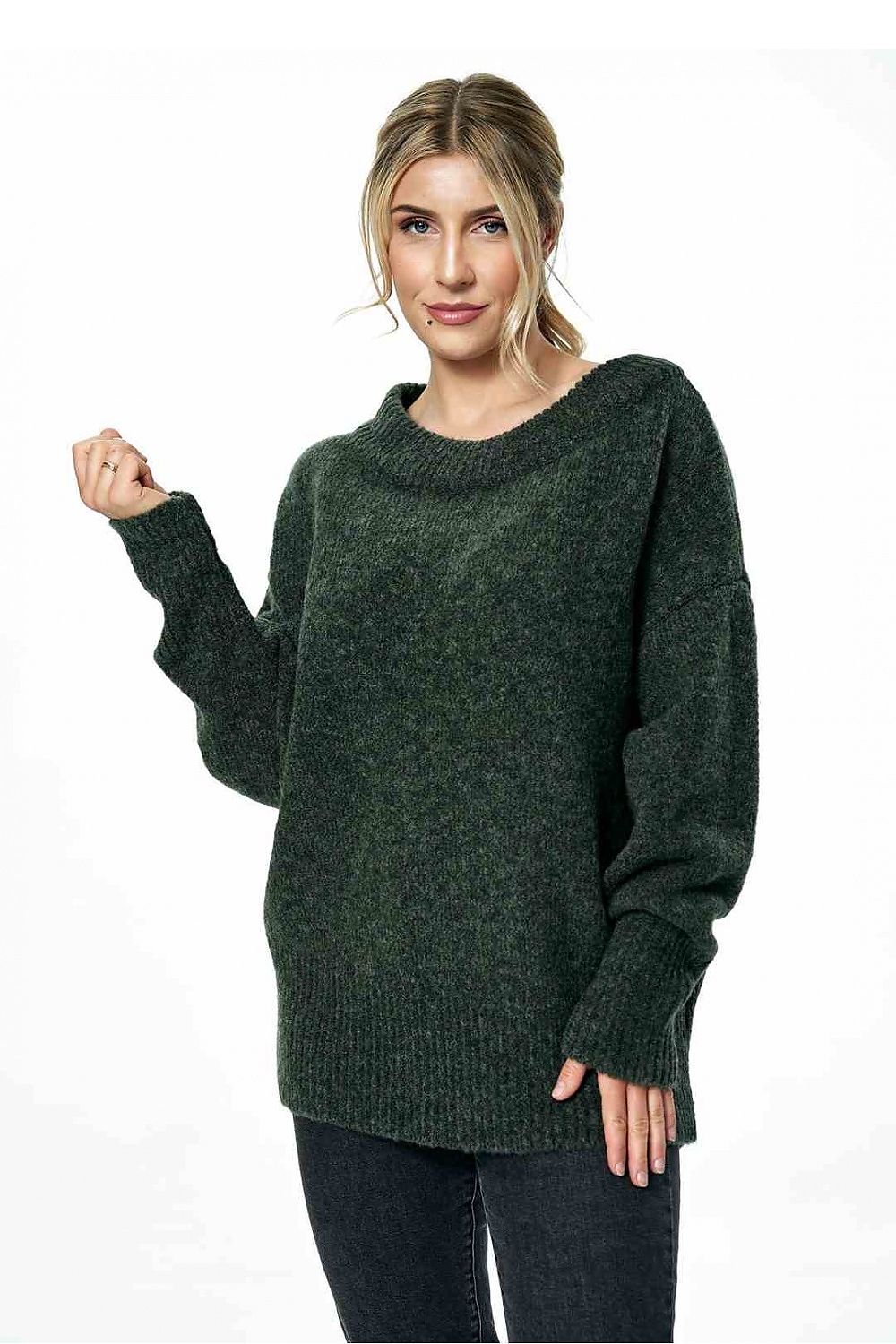 Loose Sweater With Boat Neckline Figl