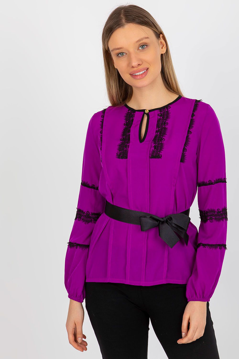 Elegant Formal Blouse Lakerta