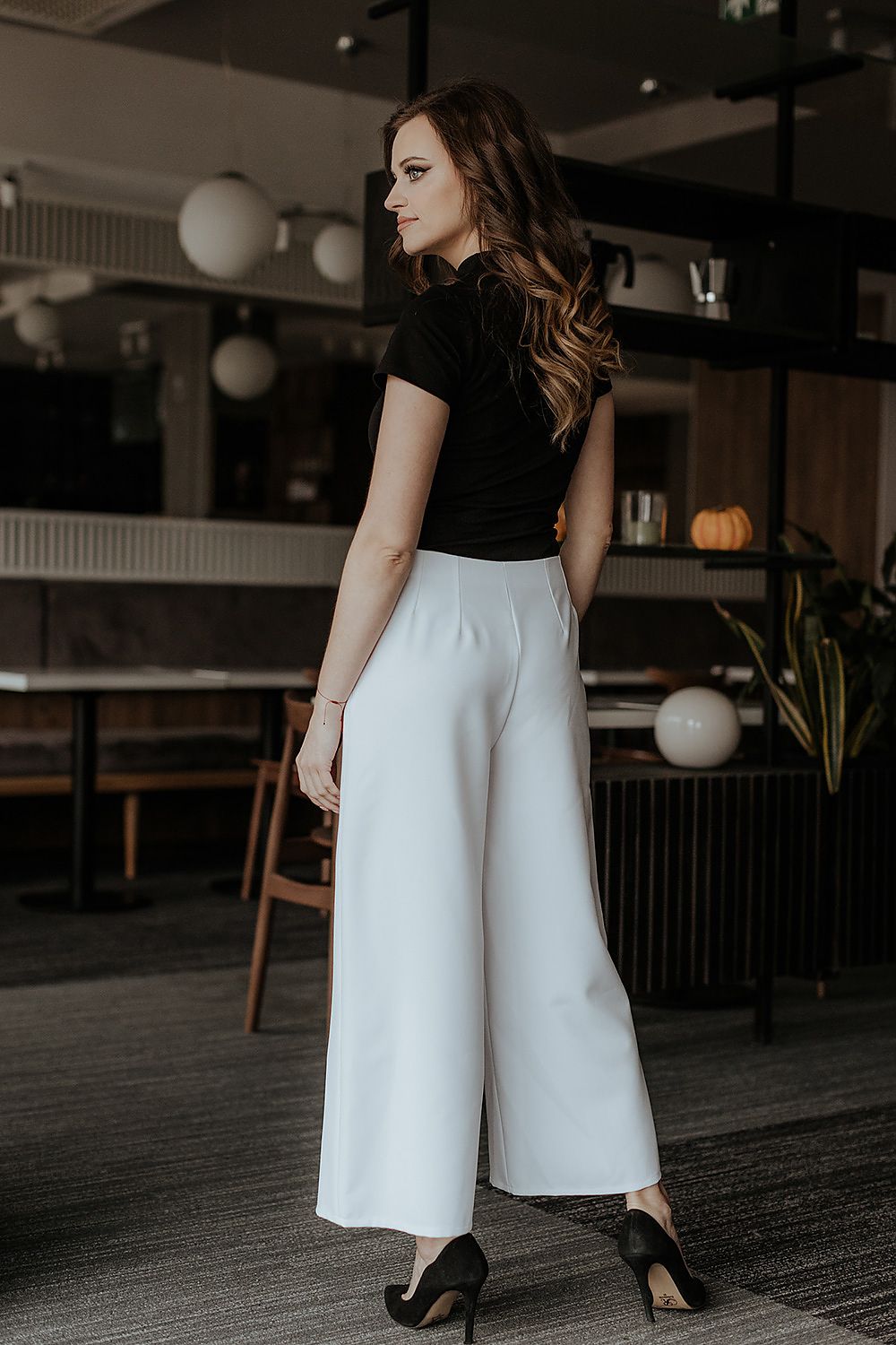 Wide Leg Decorative Zipper Trousers Tessita