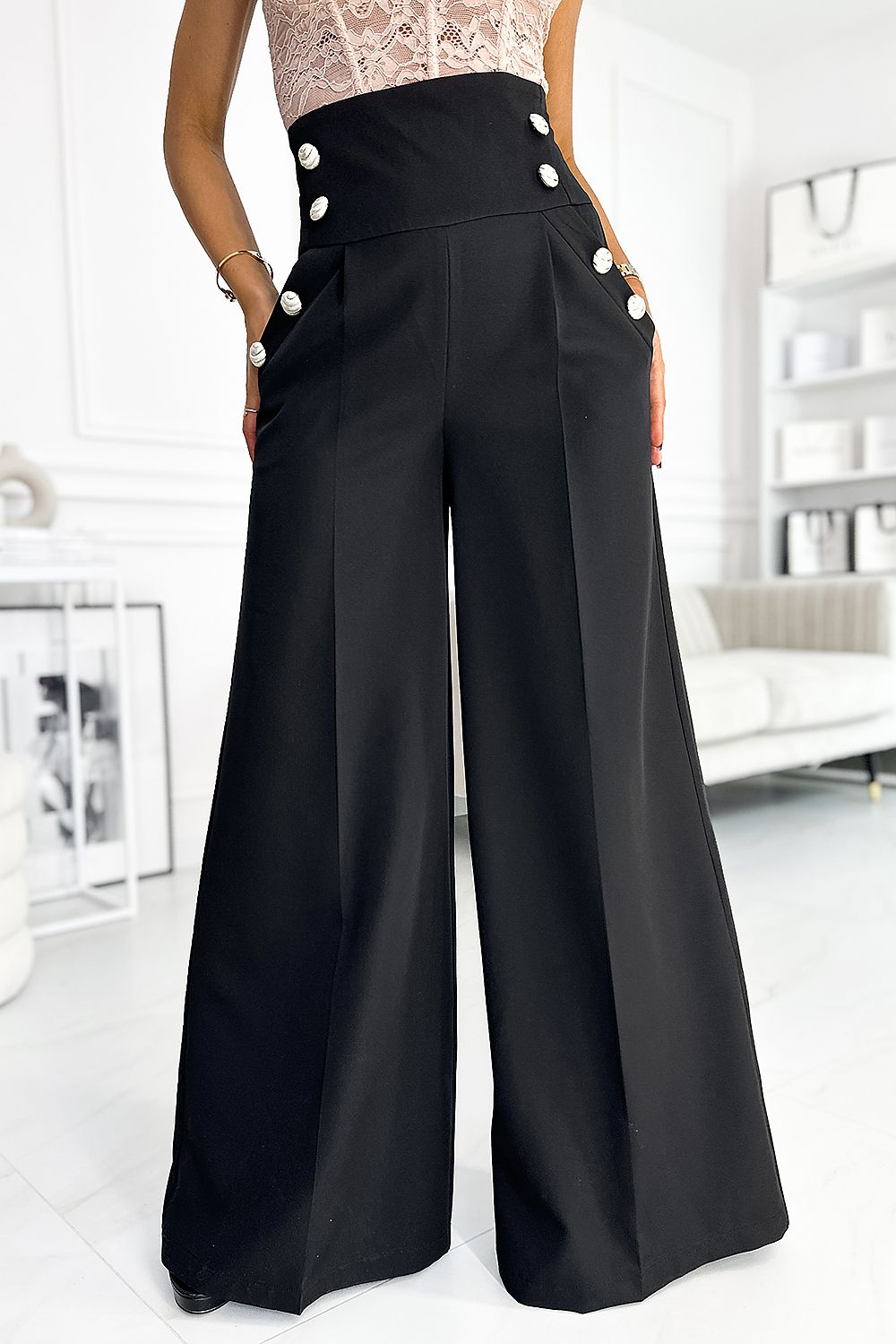 Elegant Wide Pants Numoco