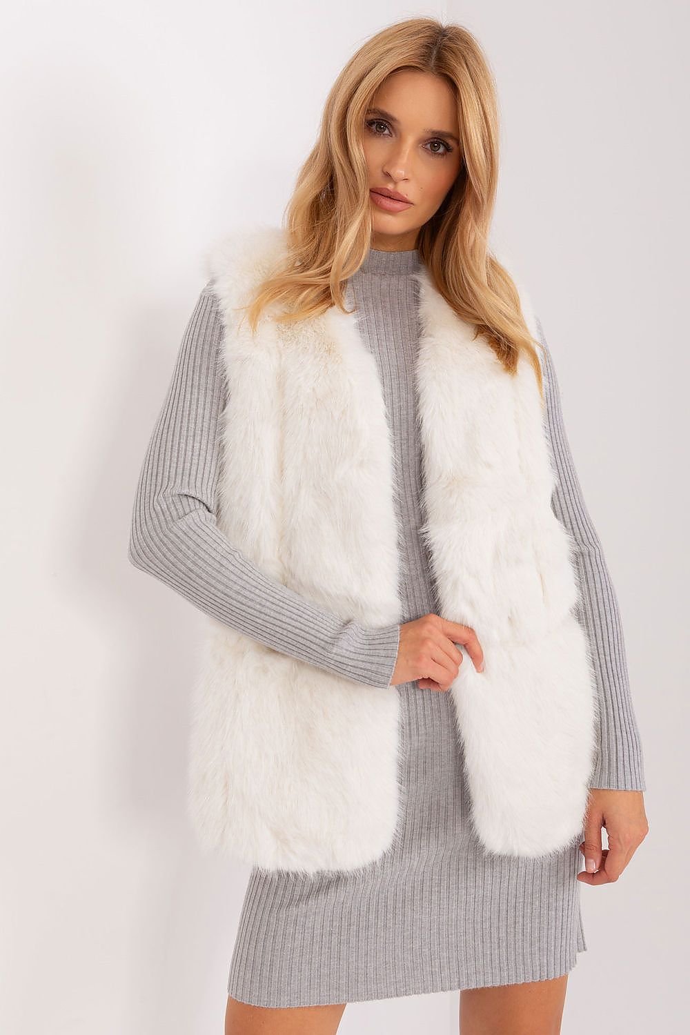 Soft Polyester Fur Vest Everyday Style