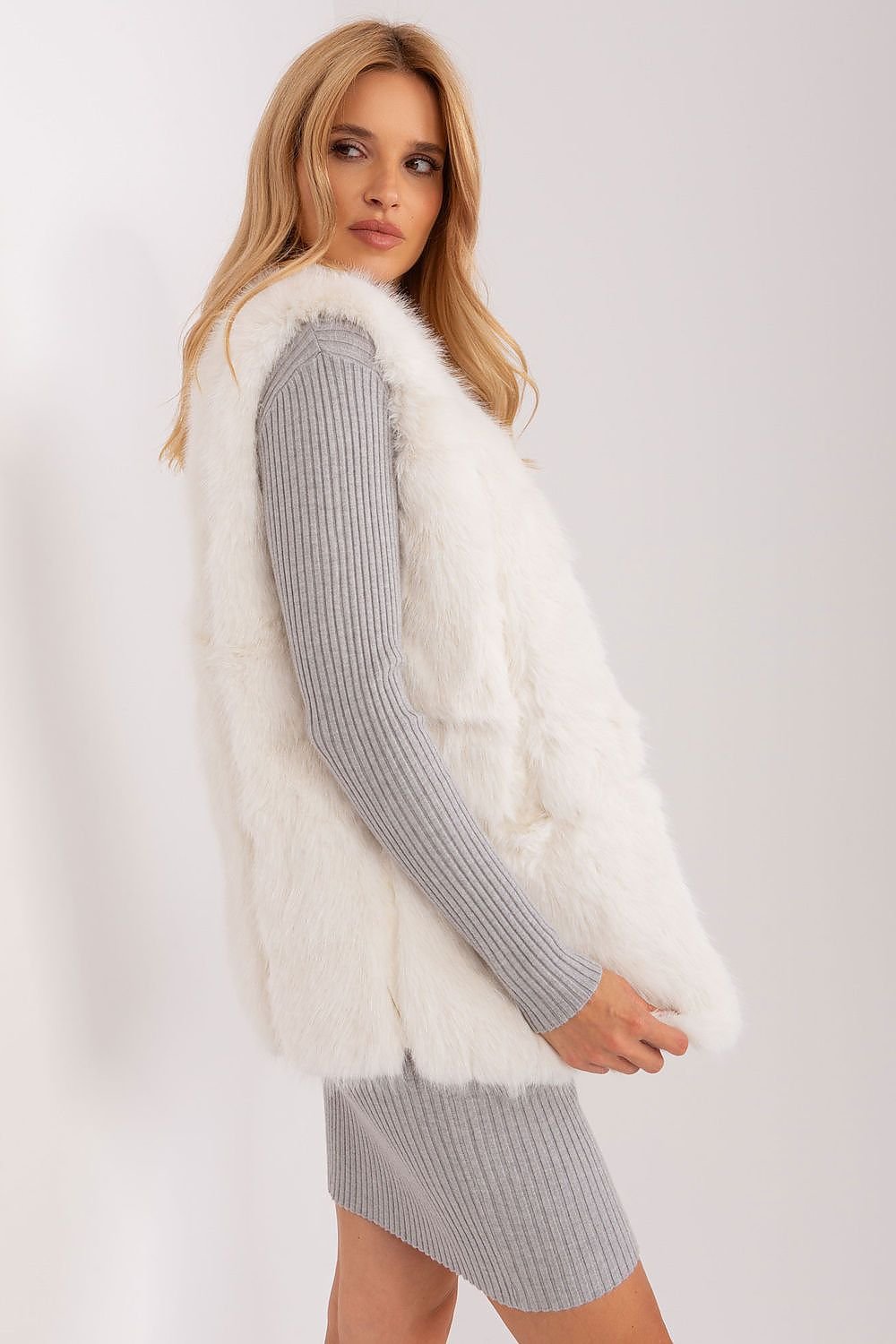 Soft Polyester Fur Vest Everyday Style