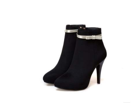 Head-Over-Heels Bow Boots Black for women